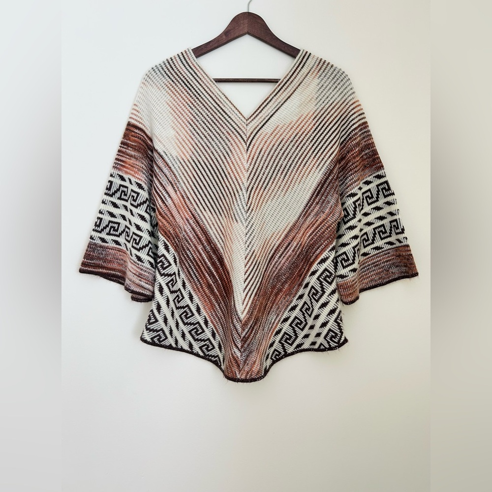 VINTAGE 70s V Neck Aztec Sweater Poncho